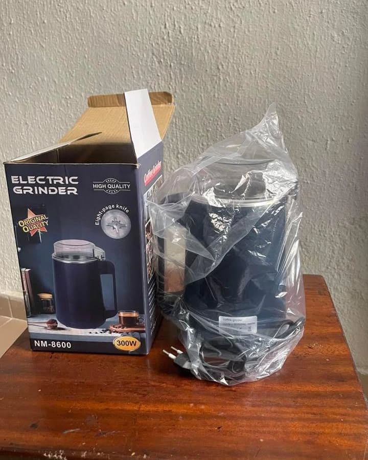 مطحنة القهوة و التوابل